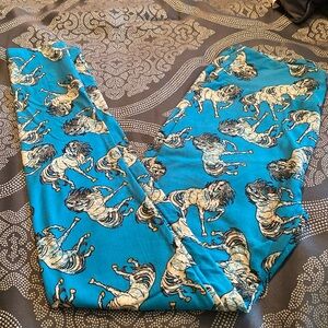 Never worn Lularoe Wild Horse leggings One Size